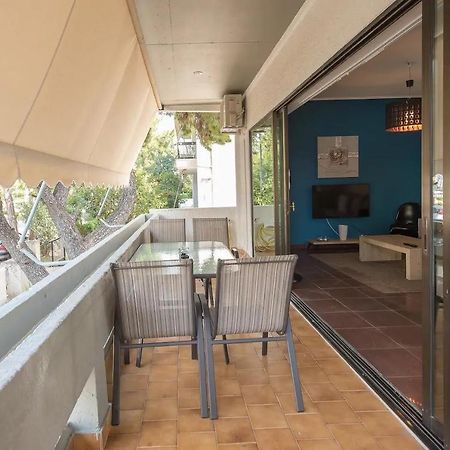 Glyfada Glass-Walled Designed Apt Atenas Exterior foto